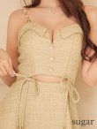 ベージュ　モデル：三上悠亜　身長：159cm　着用サイズ：Sサイズ