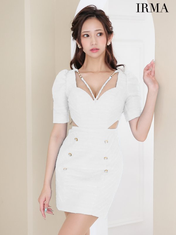 ホワイト モデル：天乃えま　身長：155cm　着用サイズ：Sサイズ