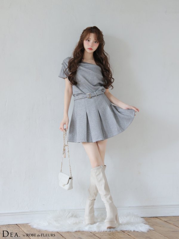 グレー　モデル：ももか　身長：156cm　着用サイズ：Sサイズ