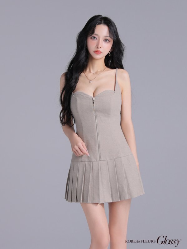 グレージュ　モデル：まおちゃる　身長：158cm　着用サイズ：Sサイズ