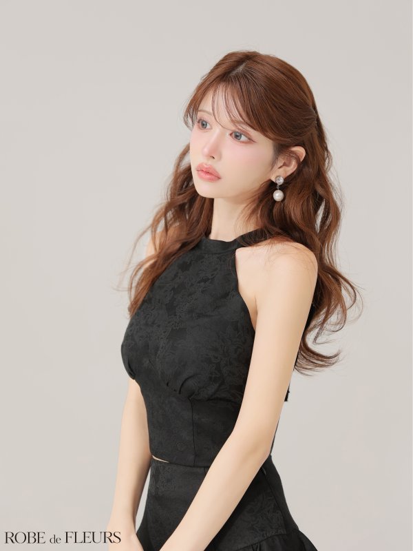 ブラック　モデル：まりん　身長：164cm　着用サイズ：Sサイズ