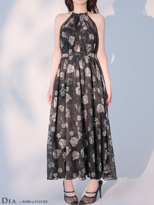 ブラック　モデル：羽澄まり　身長：158cm　着用サイズ：Sサイズ