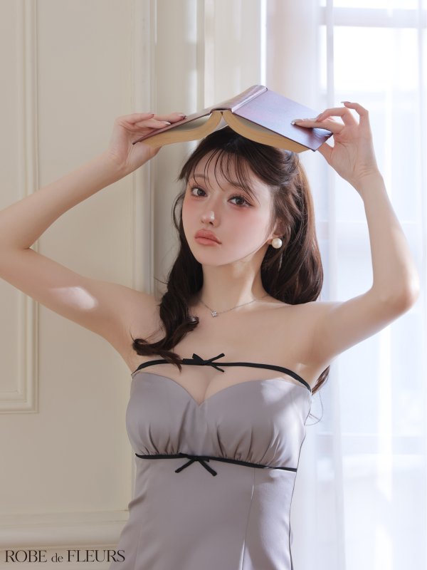 グレーxブラック　モデル：羽澄まり　身長：158cm　着用サイズ：Sサイズ