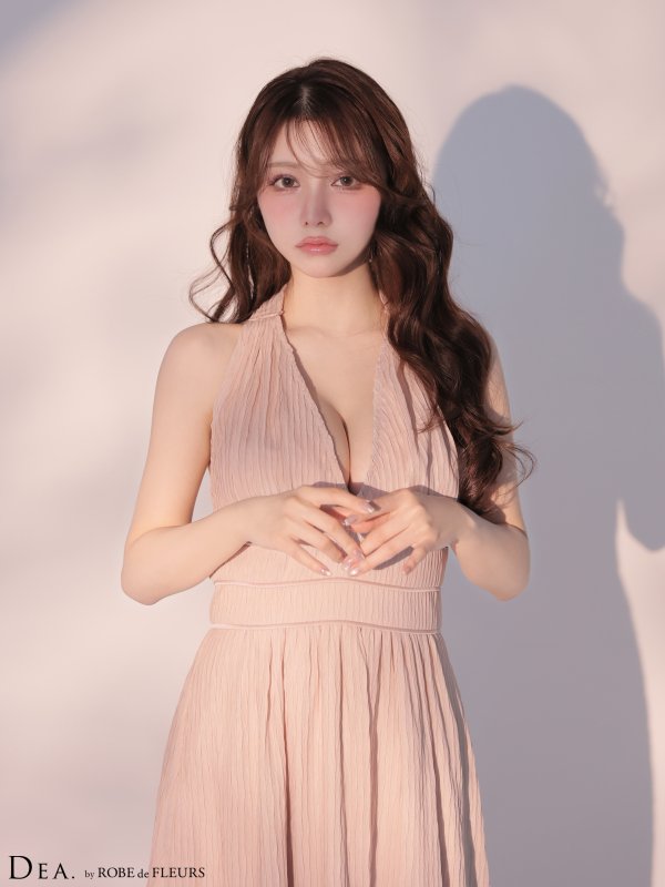 ピンク　　モデル：ももか　身長：156cm　着用サイズ：Sサイズ