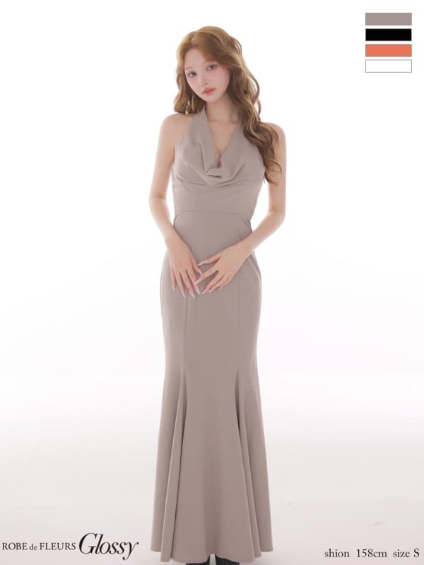 グレージュ　モデル：しおん　身長：158cm　着用サイズ：Sサイズ