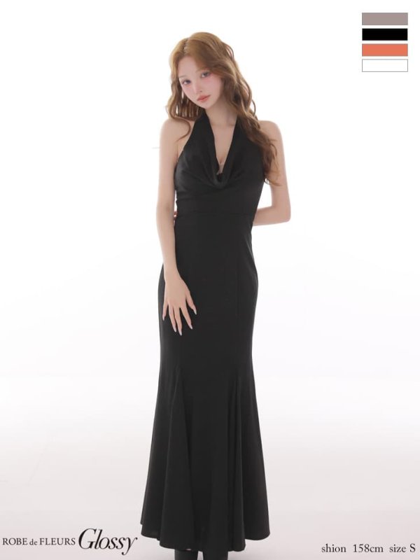 ブラック　モデル：しおん　身長：158cm　着用サイズ：Sサイズ