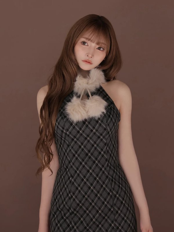 グレー　モデル：まみ　身長：161cm　着用サイズ：Sサイズ