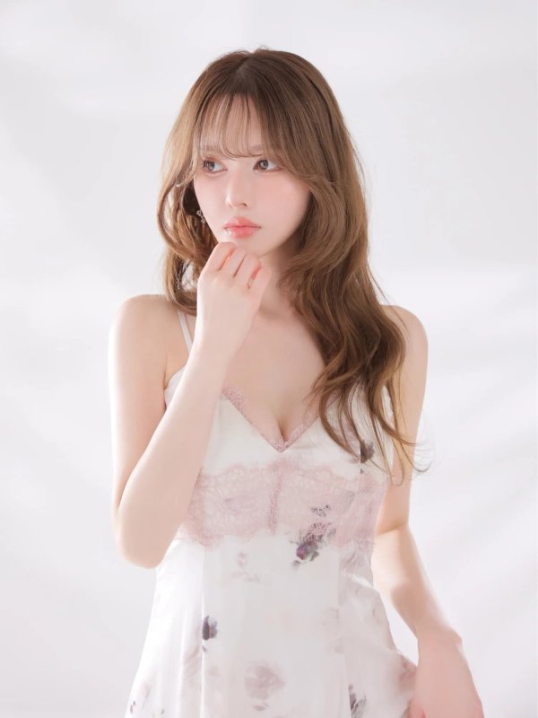 ピンク　モデル：ゆめ　身長：160cm　着用サイズ：Sサイズ