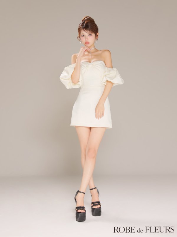 アイボリー　モデル：まりん　身長：164cm　着用サイズ：Sサイズ