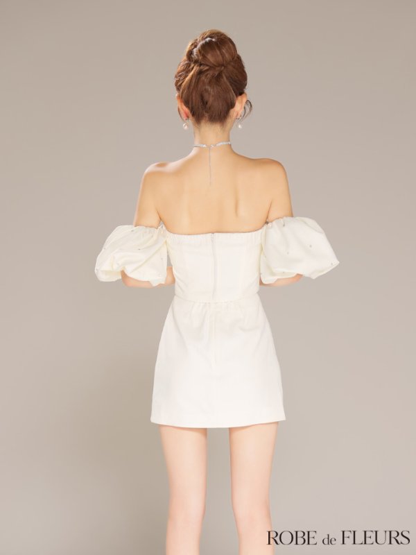 アイボリー　モデル：まりん　身長：164cm　着用サイズ：Sサイズ