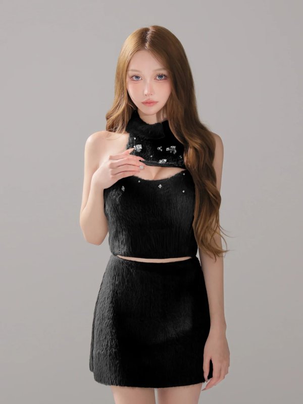 ブラック　モデル：しおん　身長：158cm　着用サイズ：Sサイズ