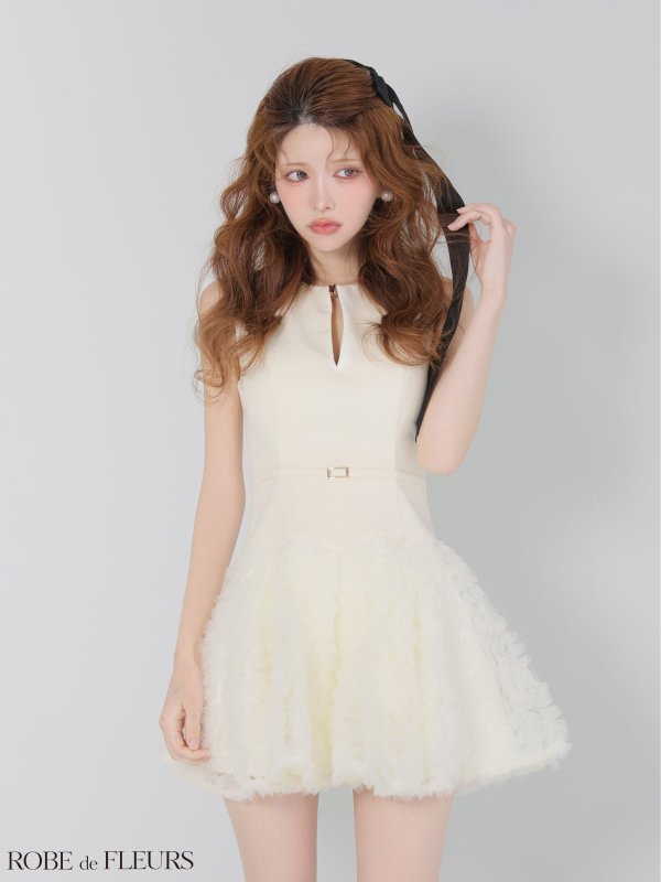 アイボリー　モデル：まりん　身長：164cm　着用サイズ：Sサイズ