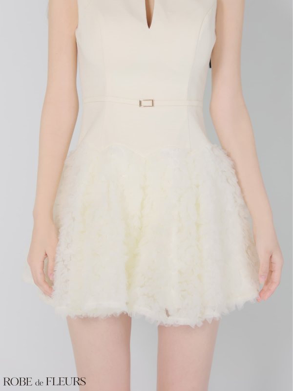 アイボリー　モデル：まりん　身長：164cm　着用サイズ：Sサイズ