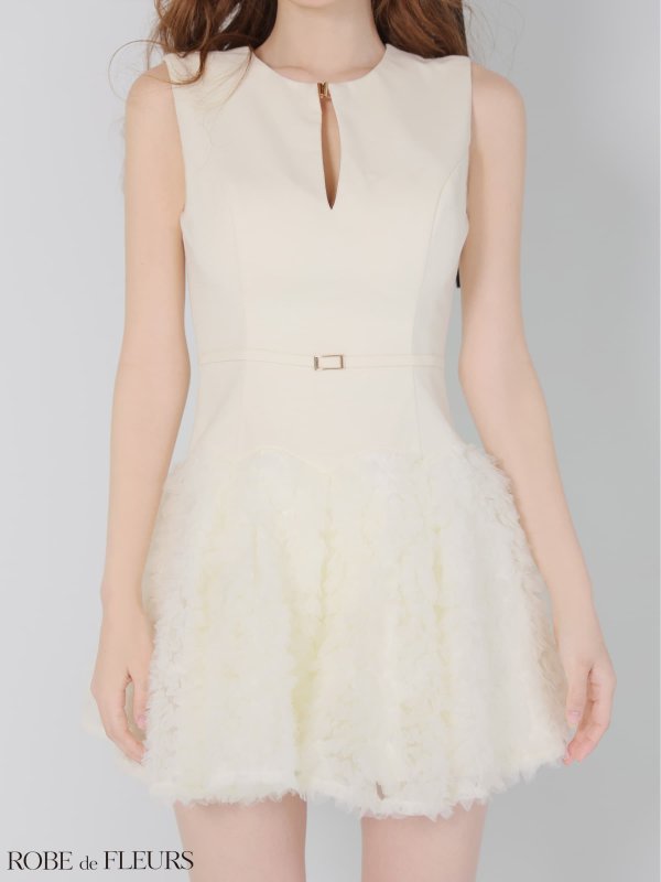 アイボリー　モデル：まりん　身長：164cm　着用サイズ：Sサイズ