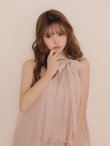 ピンクベージュ　モデル：いおり　身長：161cm　着用サイズ：Sサイズ