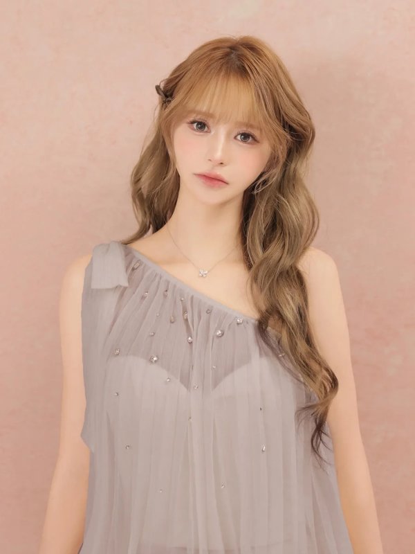 グレー　着用サイズ：Sサイズ