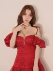 レッド　モデル：ももか　身長：156cm　着用サイズ：Sサイズ
