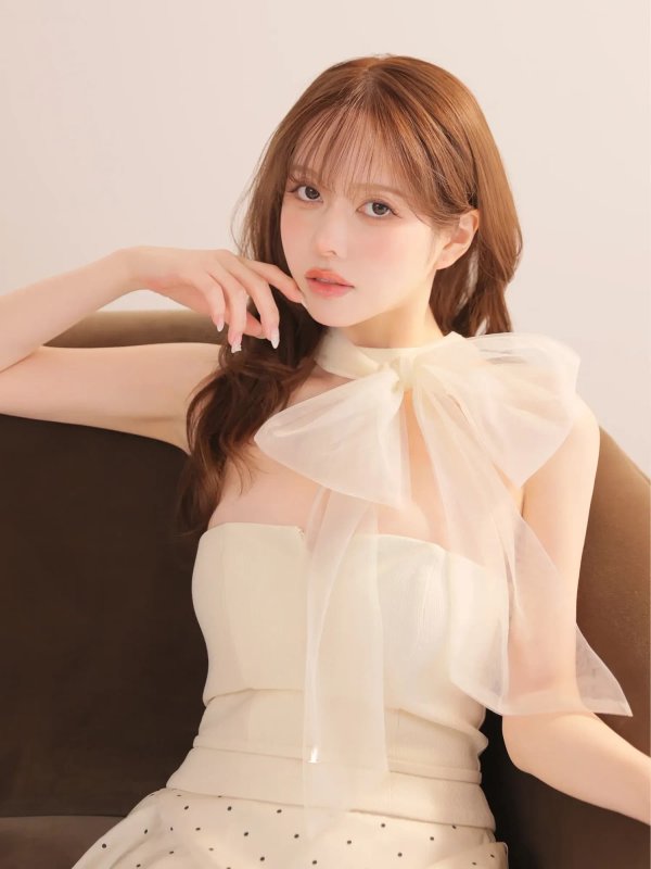 アイボリー モデル：ゆめ　身長：160cm　着用サイズ：Sサイズ