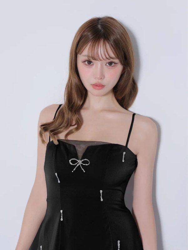 ブラック　モデル：いおり　身長：161cm　着用サイズ：Sサイズ