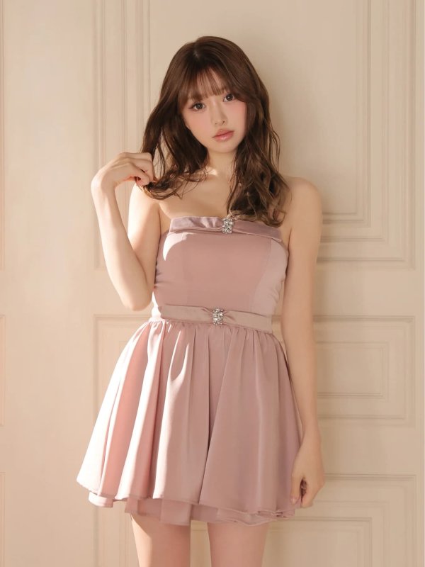ピンク　モデル：いおり　身長：161cm　着用サイズ：Sサイズ