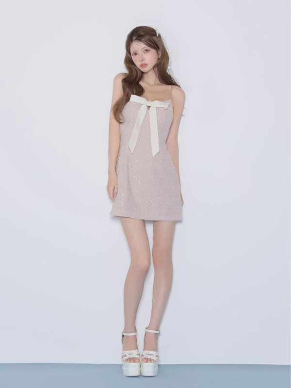 ピンクベージュ　モデル：まりん　身長：164cm　着用サイズ：Sサイズ