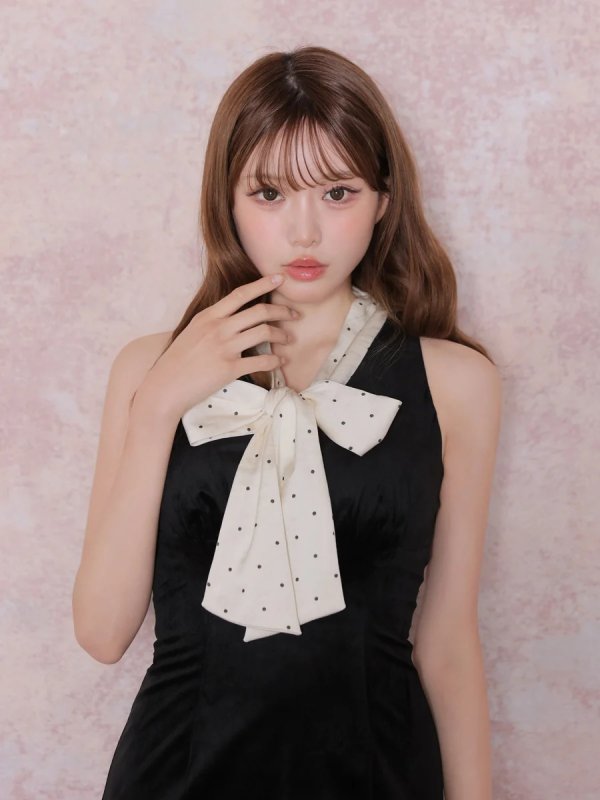 ブラック　モデル：いおり　身長：161cm　着用サイズ：Sサイズ
