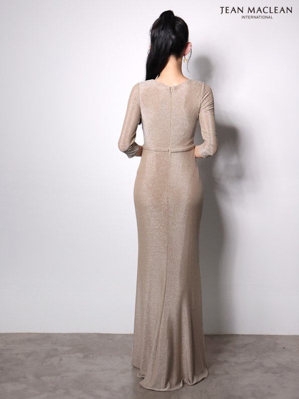 ブロンズ　モデル：まおちゃる　身長：158cm　着用サイズ：Mサイズ