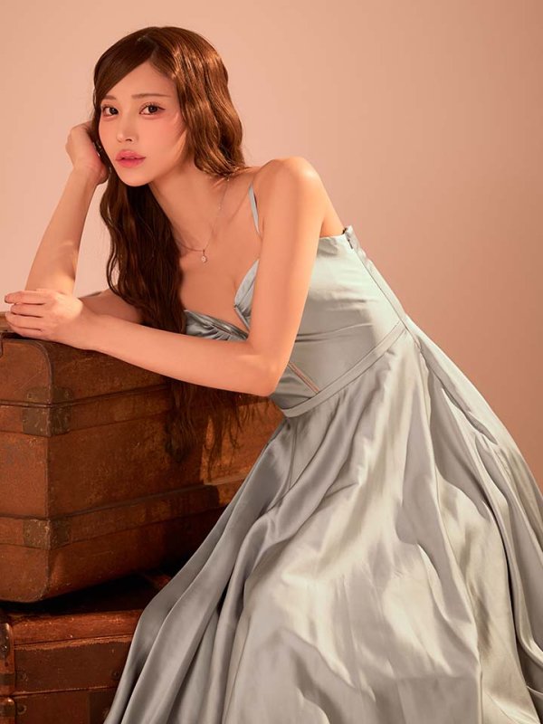 シルバー モデル：るりぴ　身長：165cm　着用サイズ：Sサイズ