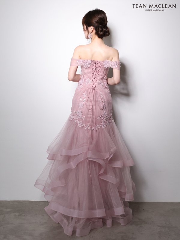 ピンクベージュ　モデル：ゆめ　身長：160cm　着用サイズ：Mサイズ