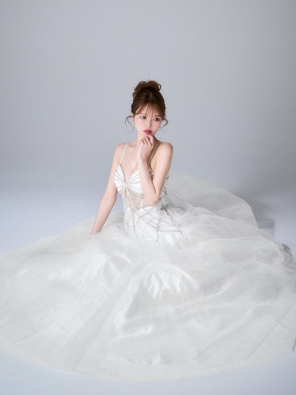 ホワイト　モデル：ゆめ　身長：160cm　着用サイズ：Sサイズ