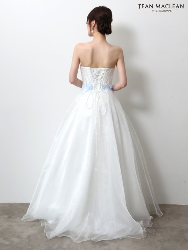 ホワイト　モデル：ゆめ　身長：160cm　着用サイズ：Mサイズ