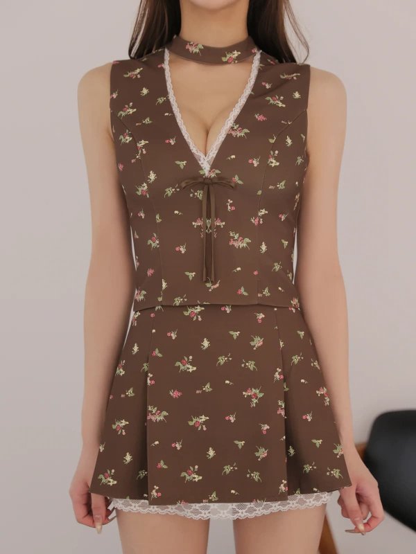 ブラウン　モデル：りり　身長：165cm　着用サイズ：Sサイズ