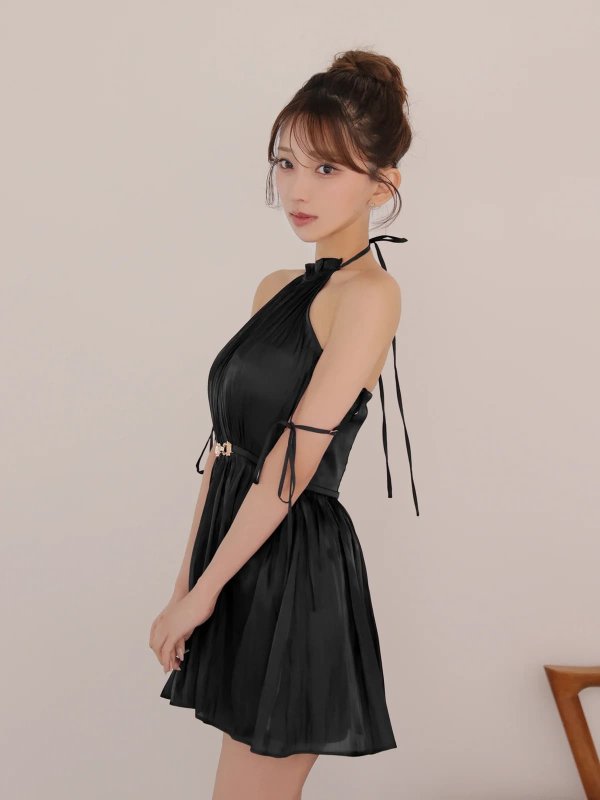 ブラック　モデル：はな　身長：159cm　着用サイズ：Sサイズ
