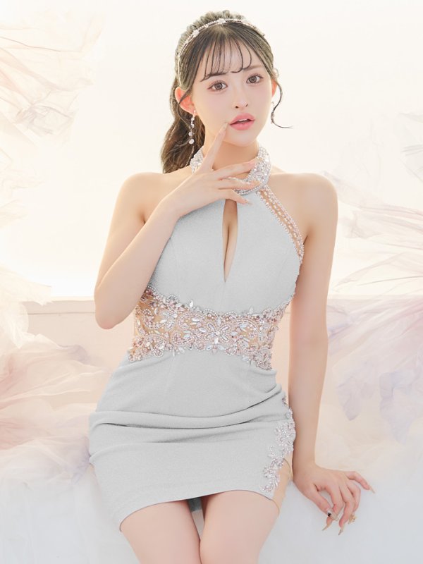 シルバー モデル:カルア 身長:156cm 着用サイズ:Sサイズ