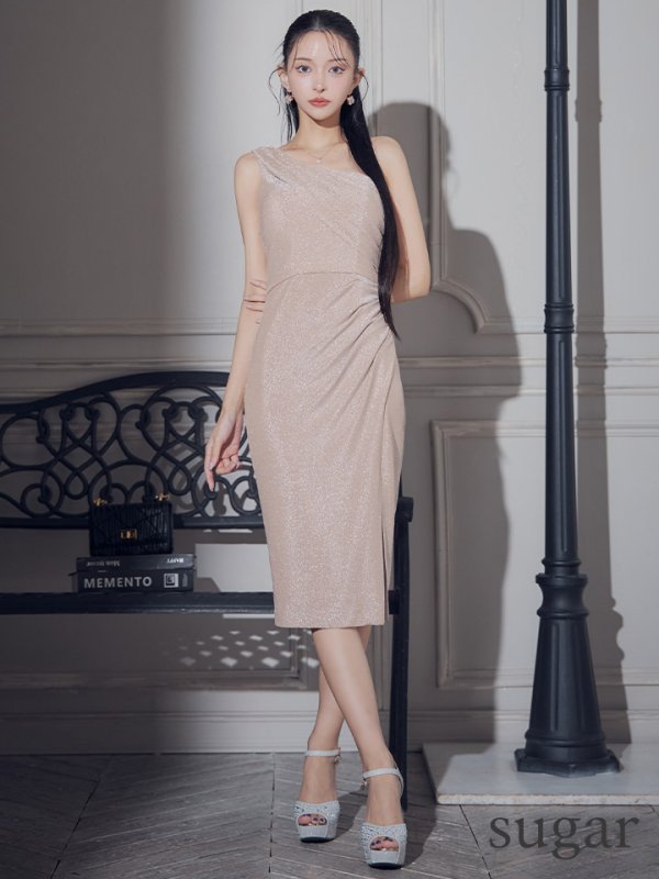 シャンパンローズ モデル:まおちゃる 身長:158cm:Sサイズ