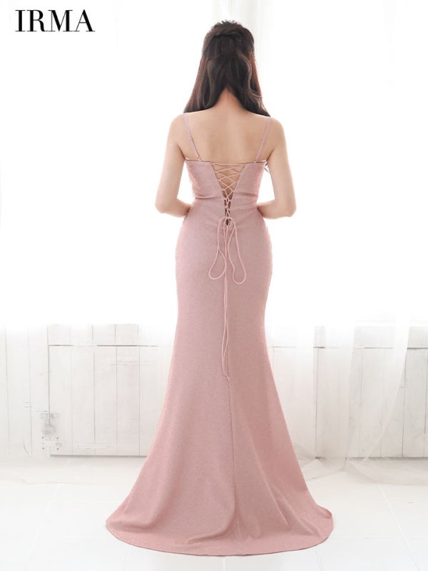 ピンクベージュ モデル:天乃えま 身長:155cm 着用サイズ:Mサイズ