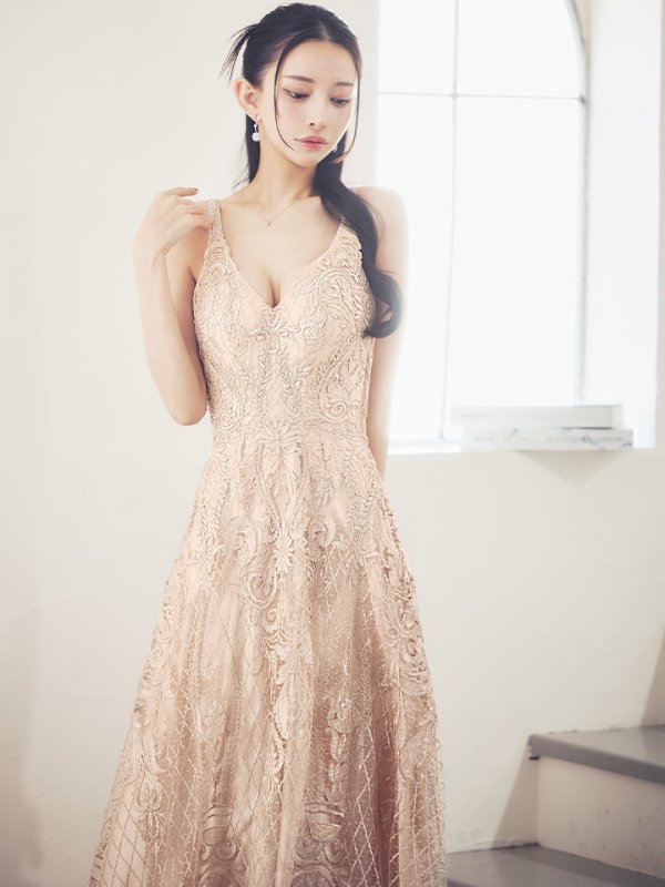 シャンパン モデル：まおちゃる　身長：158cm:Mサイズ