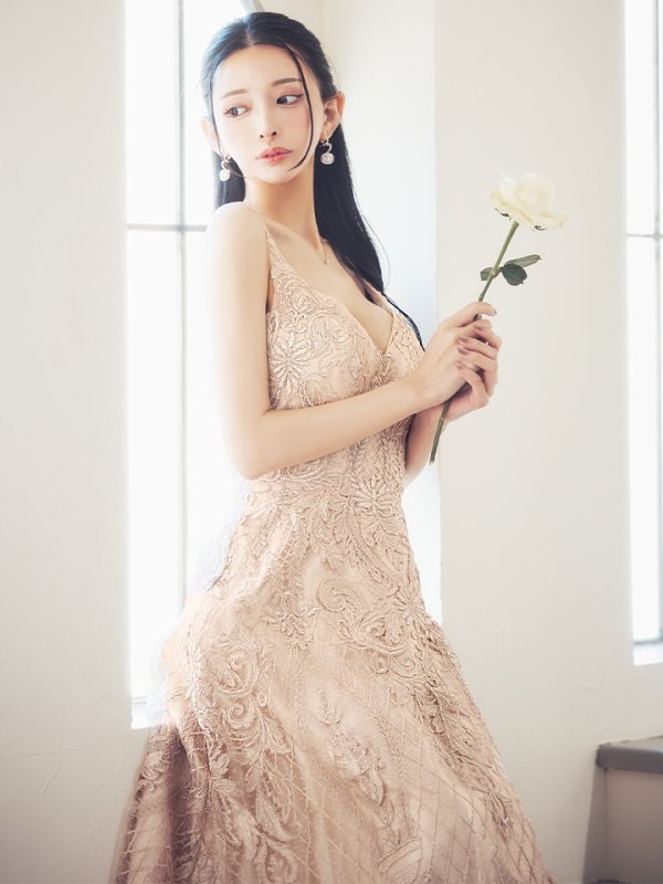 シャンパン モデル：まおちゃる　身長：158cm:Mサイズ