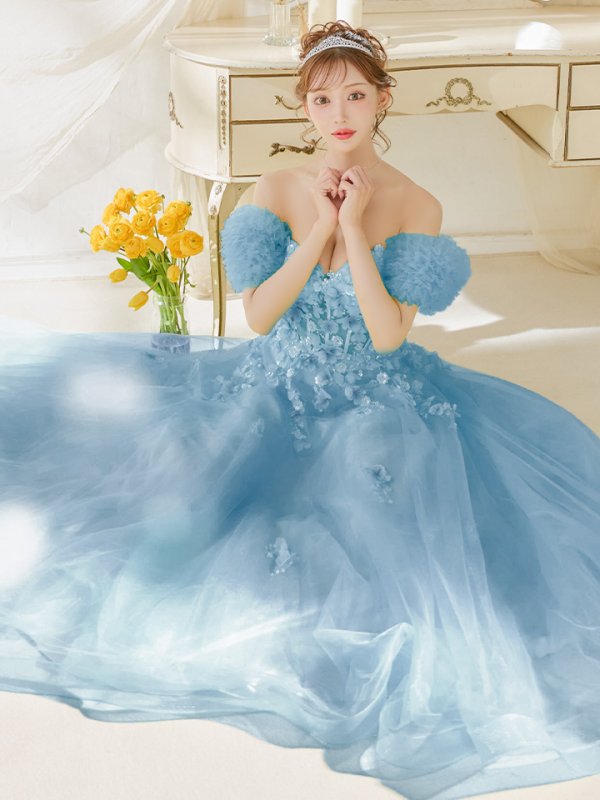 ブルー モデル:明日花キララ 身長:162cm:Sサイズ