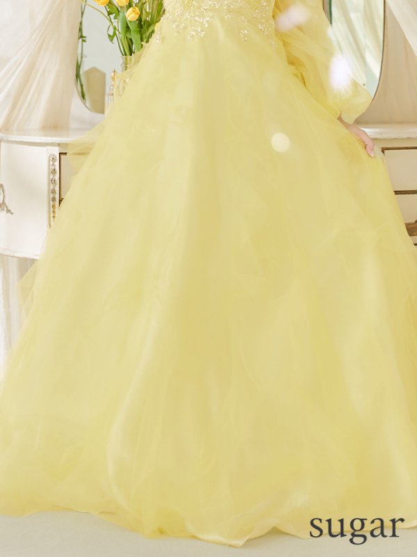 イエロー モデル:明日花キララ 身長:162cm 着用サイズ:Sサイズ