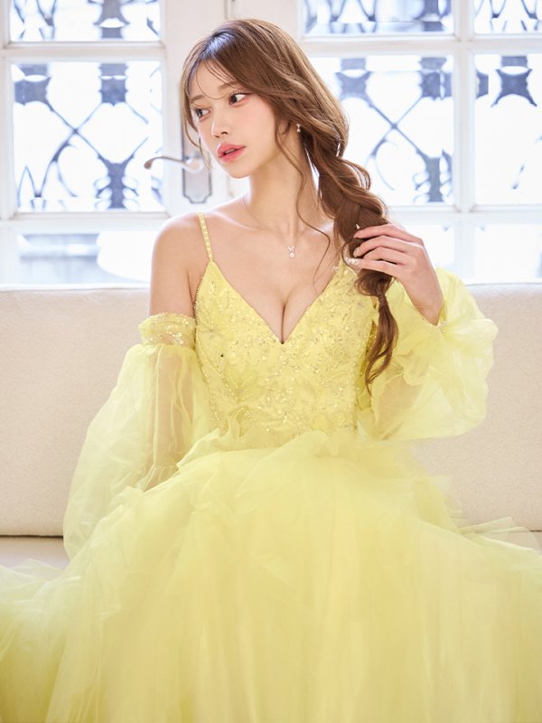 イエロー　モデル：るりぴ　身長：165cm　着用サイズ：Sサイズ