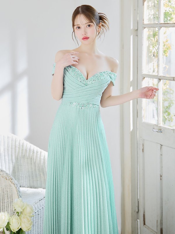 シルバーブルー モデル：ゆめ　身長：160cm　着用サイズ：Mサイズ