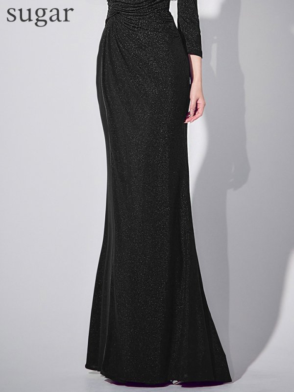 ブラック モデル：ゆめ　身長：160cm　着用サイズ：Mサイズ