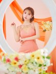 ライトオレンジ モデル：三上悠亜　身長：159cm　着用サイズ：Sサイズ