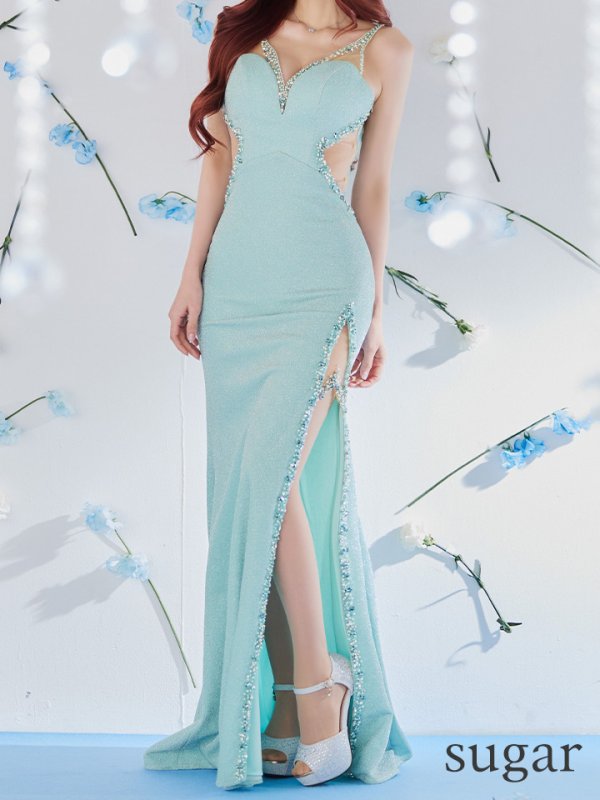 ブルー モデル：真優川咲　身長：158cm　着用サイズ：Sサイズ