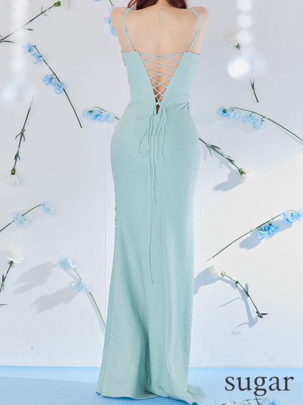 ブルー モデル：真優川咲　身長：158cm　着用サイズ：Sサイズ