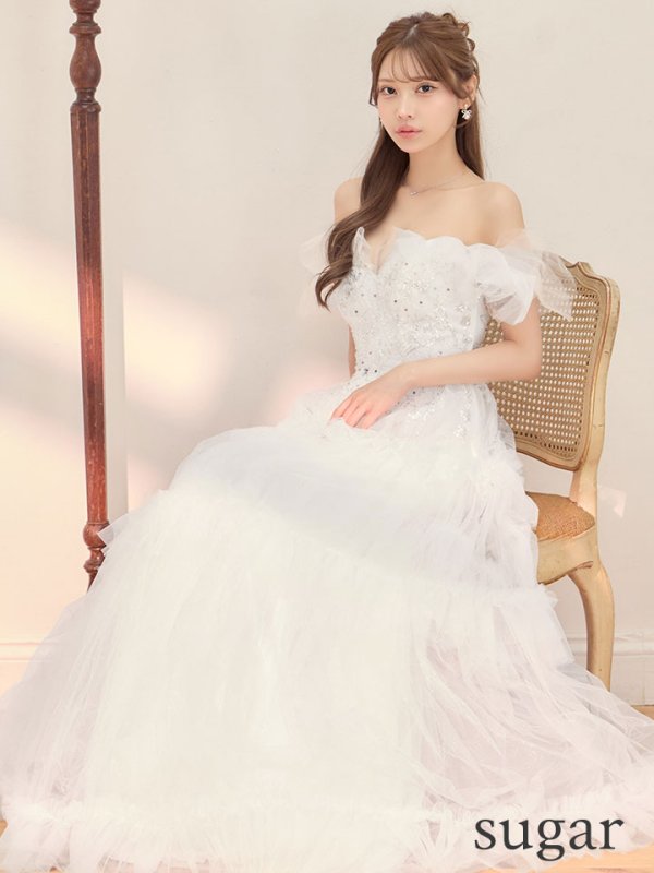 ホワイト　モデル：るりぴ　身長：165cm　着用サイズ：Sサイズ