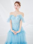 ブルー モデル：三上悠亜　身長：159cm　着用サイズ：Sサイズ