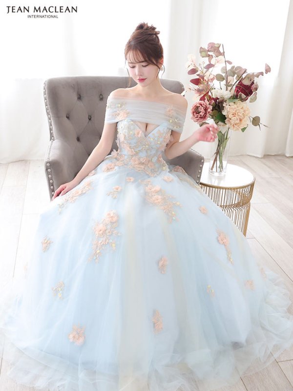 ブルー モデル：ゆめ　身長：160cm　着用サイズ：Mサイズ