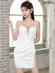 ホワイト モデル：ももか　身長：156cm　着用サイズ：XSサイズ